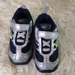 Nike reax toddler tennis shoes